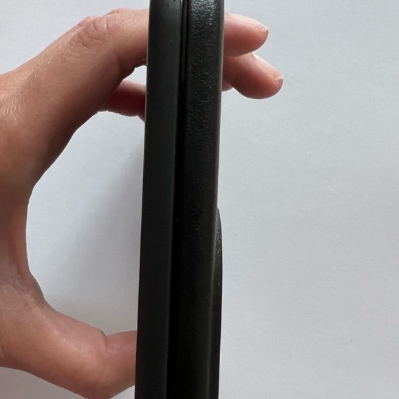 OtterBox iPhone 12 Max Slim Case - black. - Picture 5 of 10